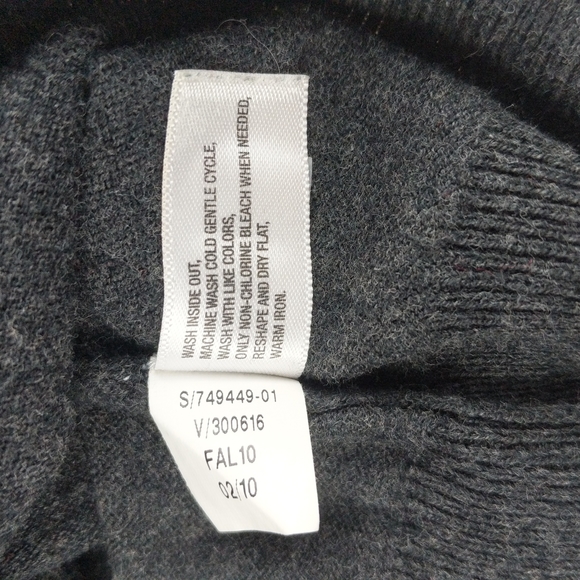 Gap Dark Gray Sweater (Size: X-Small) - Picture 10 of 10